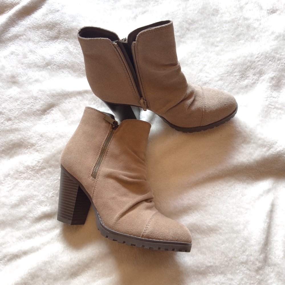 White Mountain Booties